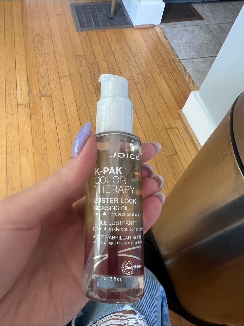 Joico Clear Glossing Oil with White Pump
